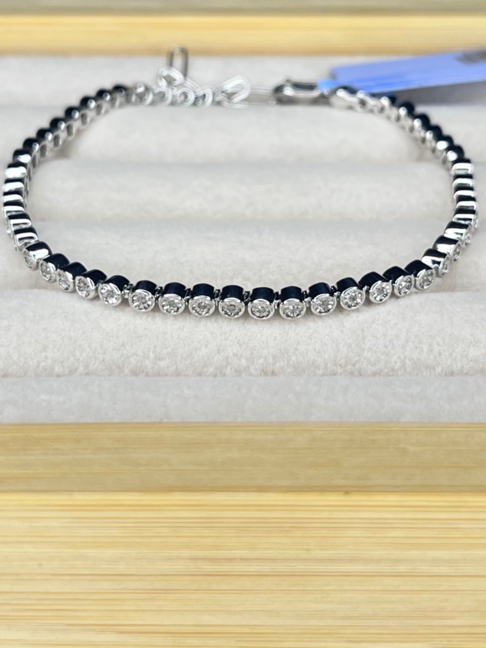 B022 | Natural Diamond Tennis Bracelet
